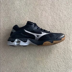 Mizuno Wave Bolts Volleyball Shoes (Women’s)